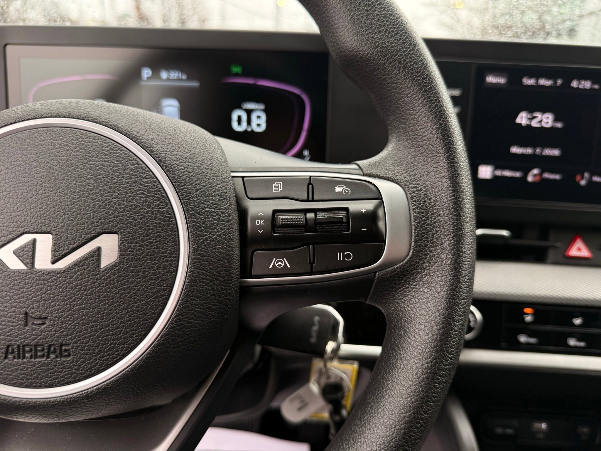 Used 2024 Kia Sportage LX image 37