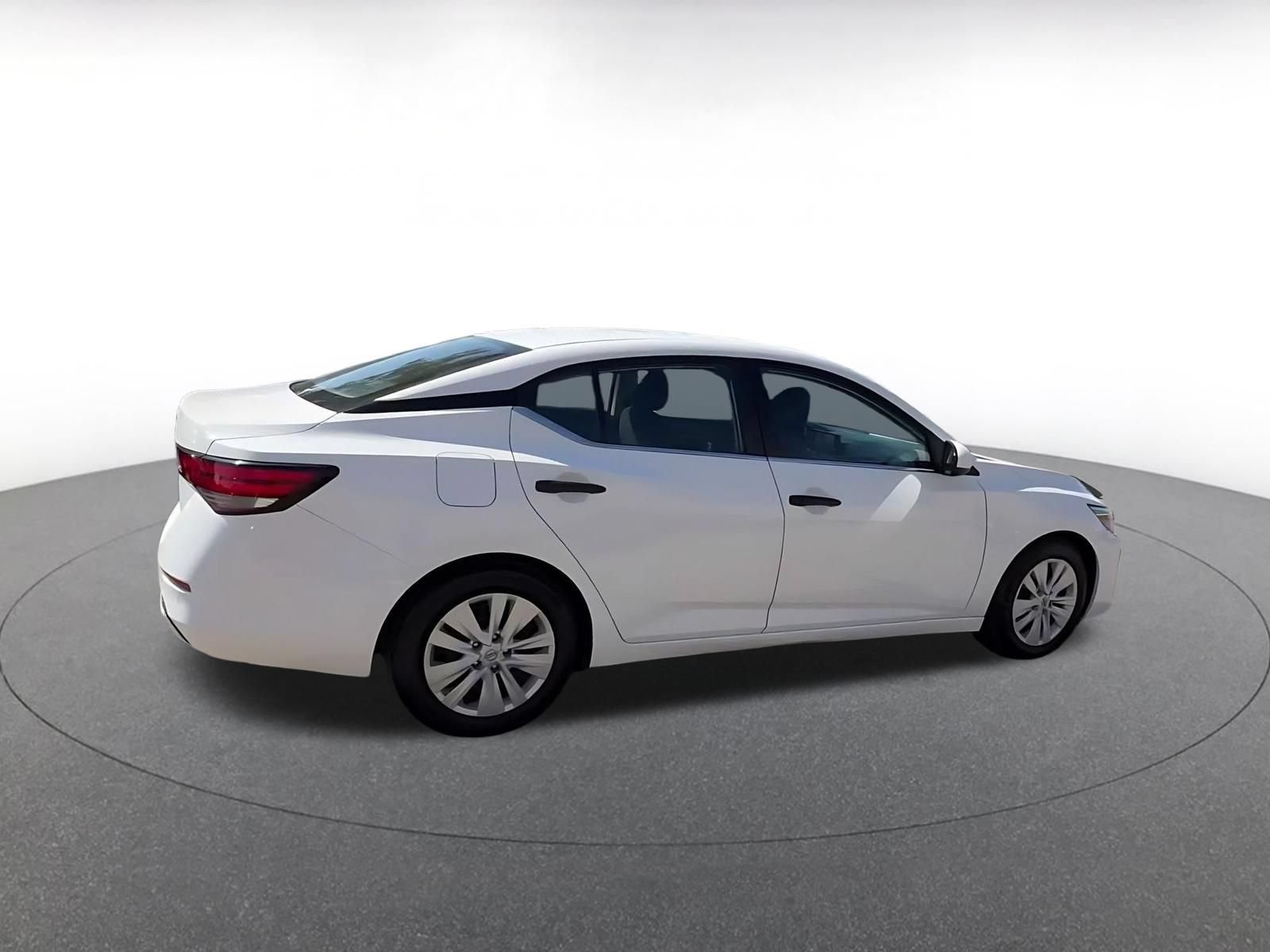 Used 2025 Nissan Sentra S FWD image 14