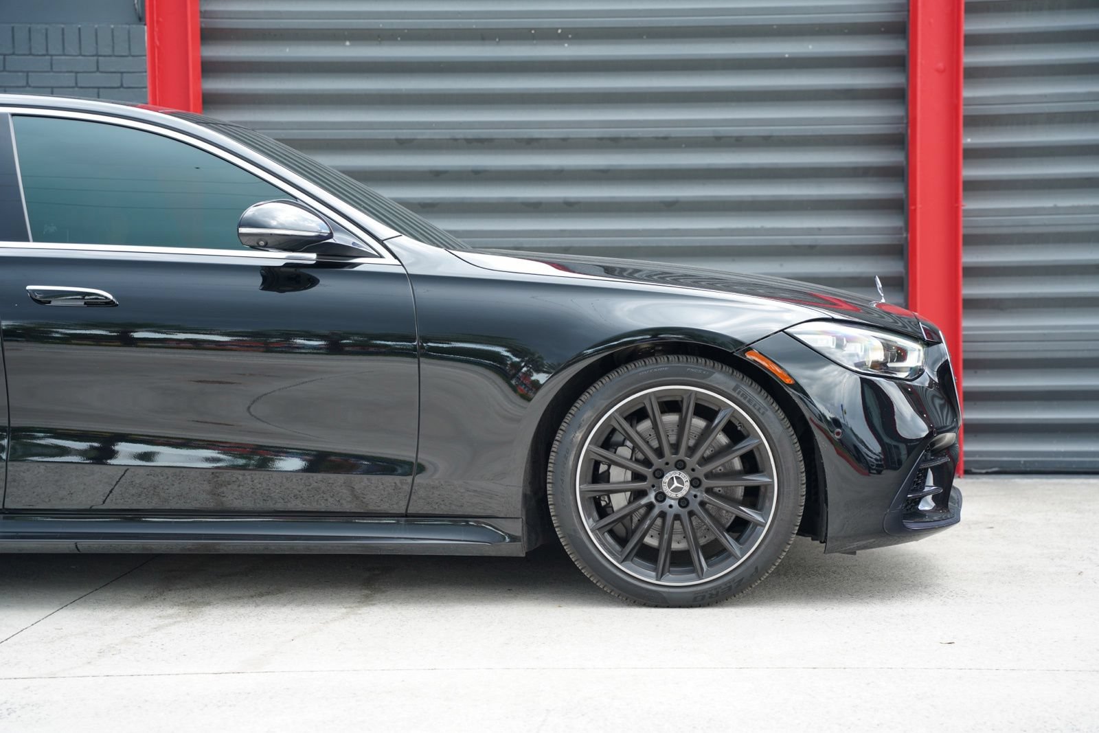 Used 2022 Mercedes-Benz S 580 4MATIC Sedan image 4