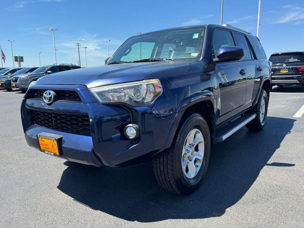 Used 2016 Toyota 4Runner SR5 AWD/4WD image 8