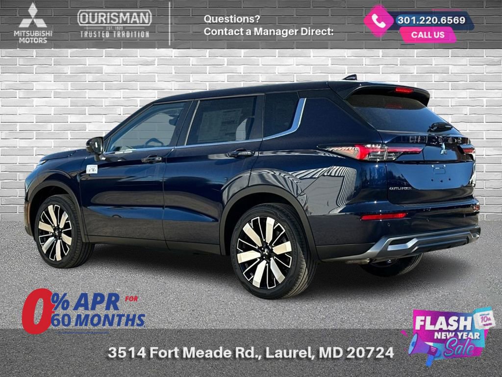 New 2025 Mitsubishi Outlander SE image 3