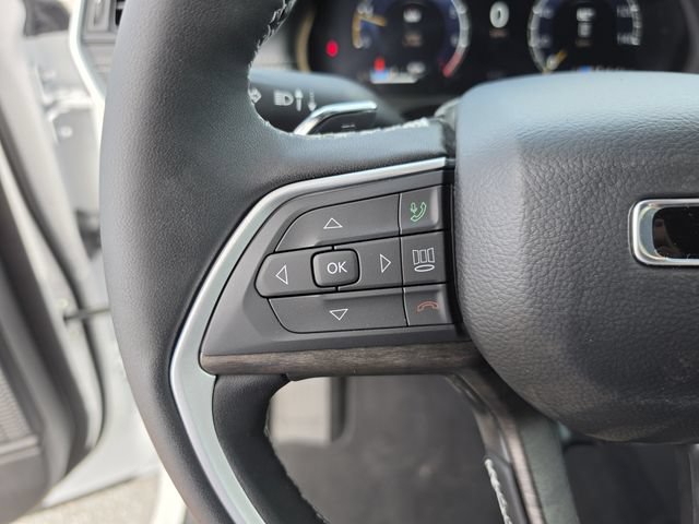 New 2027 Jeep Grand Cherokee Altitude AWD/4WD image 33