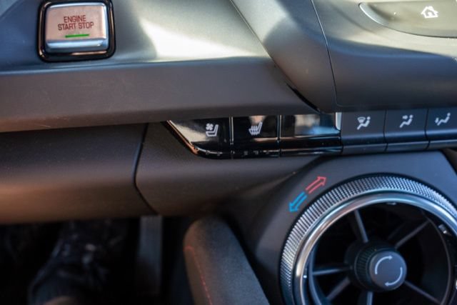 Used 2019 Chevrolet Camaro ZL1 RWD image 20