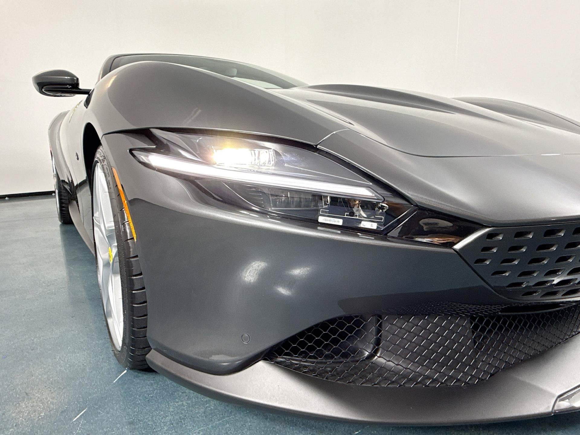 Used 2025 Ferrari Roma Spider RWD image 51