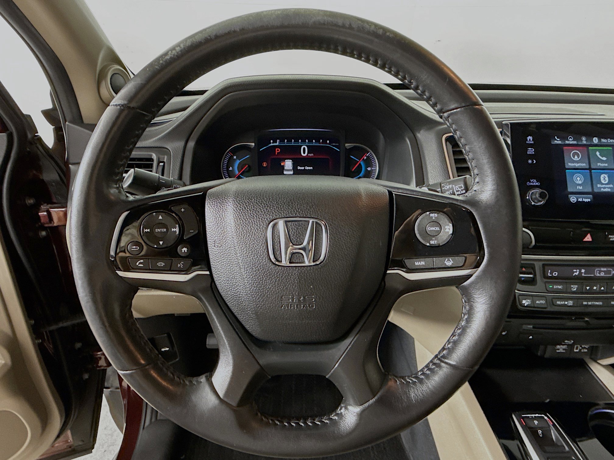 Used 2022 Honda Pilot Touring image 11