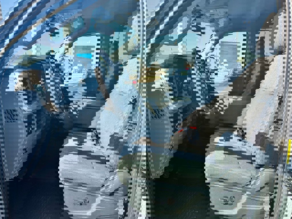 New 2026 Ford F250 XLT image 16