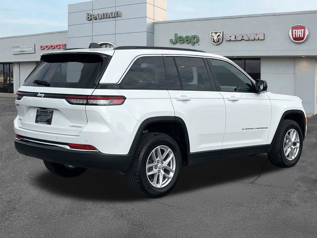 Used 2024 Jeep Grand Cherokee Laredo X AWD/4WD image 7