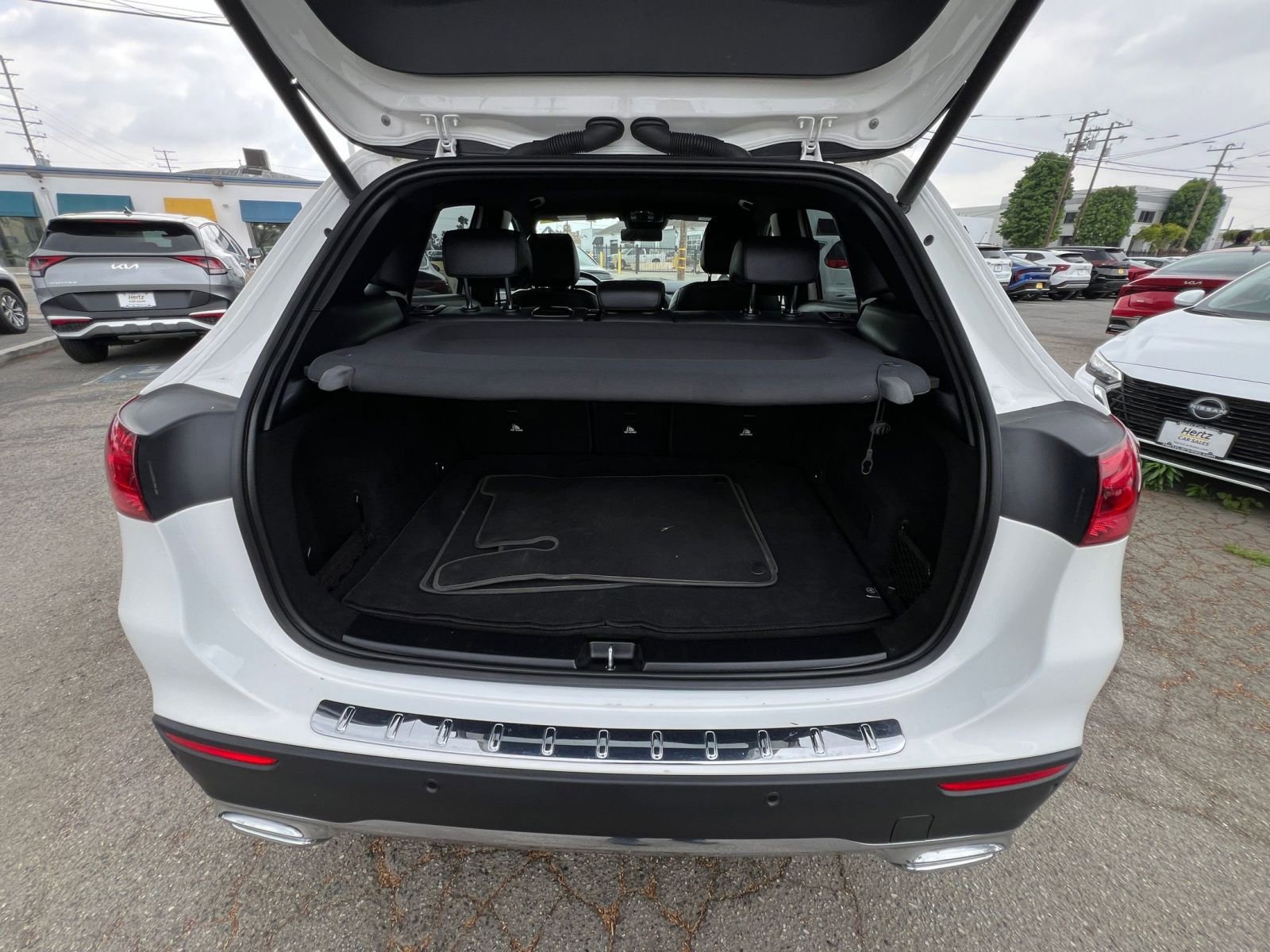 Used 2025 Mercedes-Benz GLA 250 4MATIC image 36