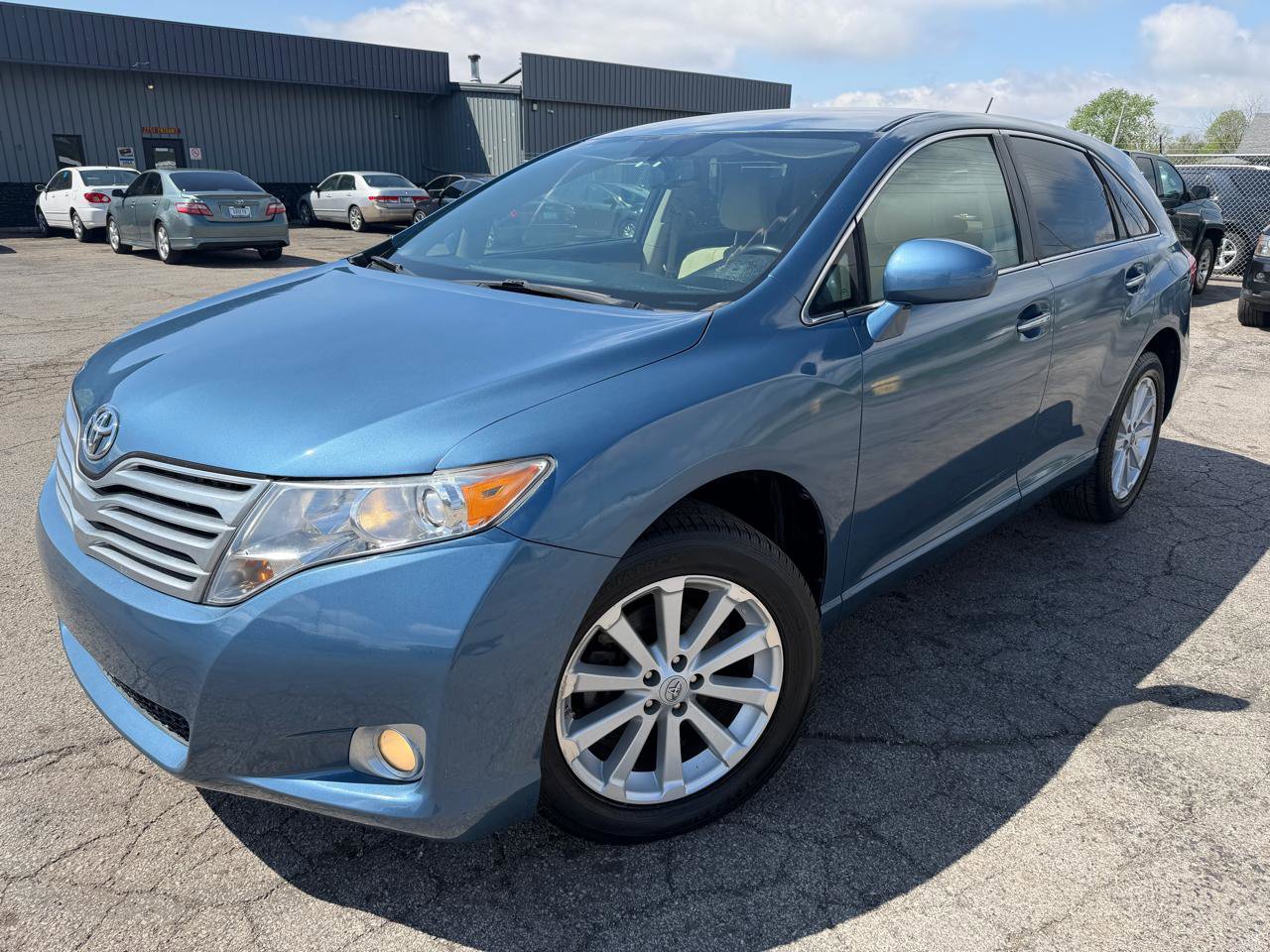 Used 2009 Toyota Venza FWD image 2