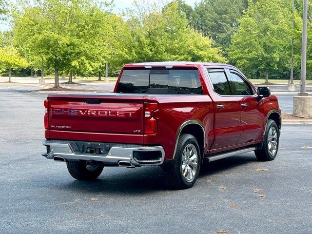 Used 2021 Chevrolet Silverado 1500 LTZ w/ LTZ Premium Package AWD/4WD image 7