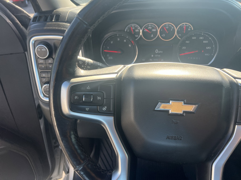 Used 2022 Chevrolet Silverado 3500 LTZ image 17