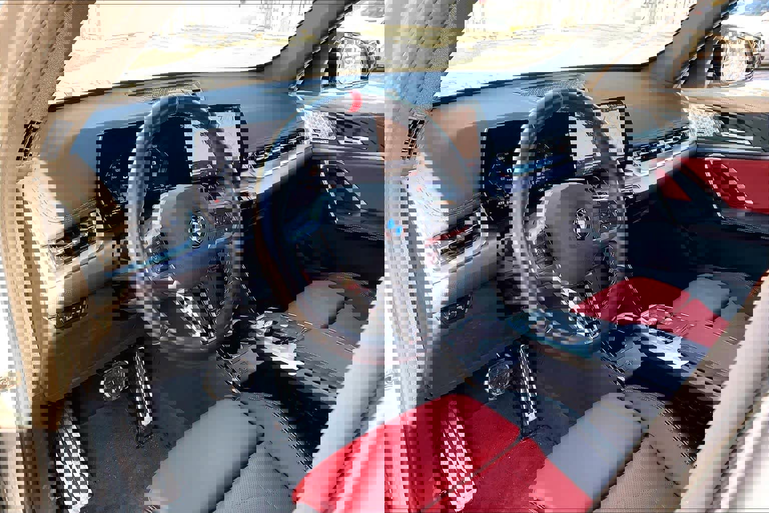 Used 2025 BMW X1 M35i w/ Shadowloine Package image 17