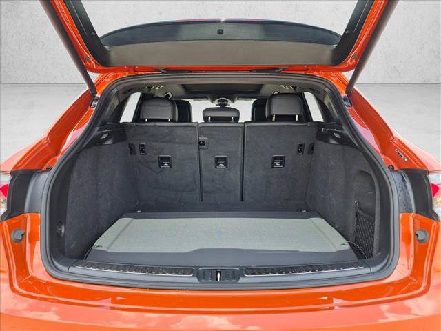 Used 2022 Porsche Macan AWD/4WD image 6