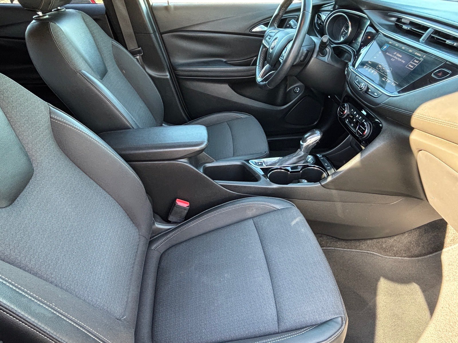 Used 2021 Buick Encore GX Select FWD image 30