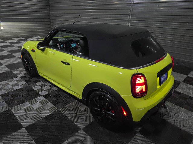 Used 2022 MINI Cooper John Cooper Works w/ Driver Assistance Package FWD image 13