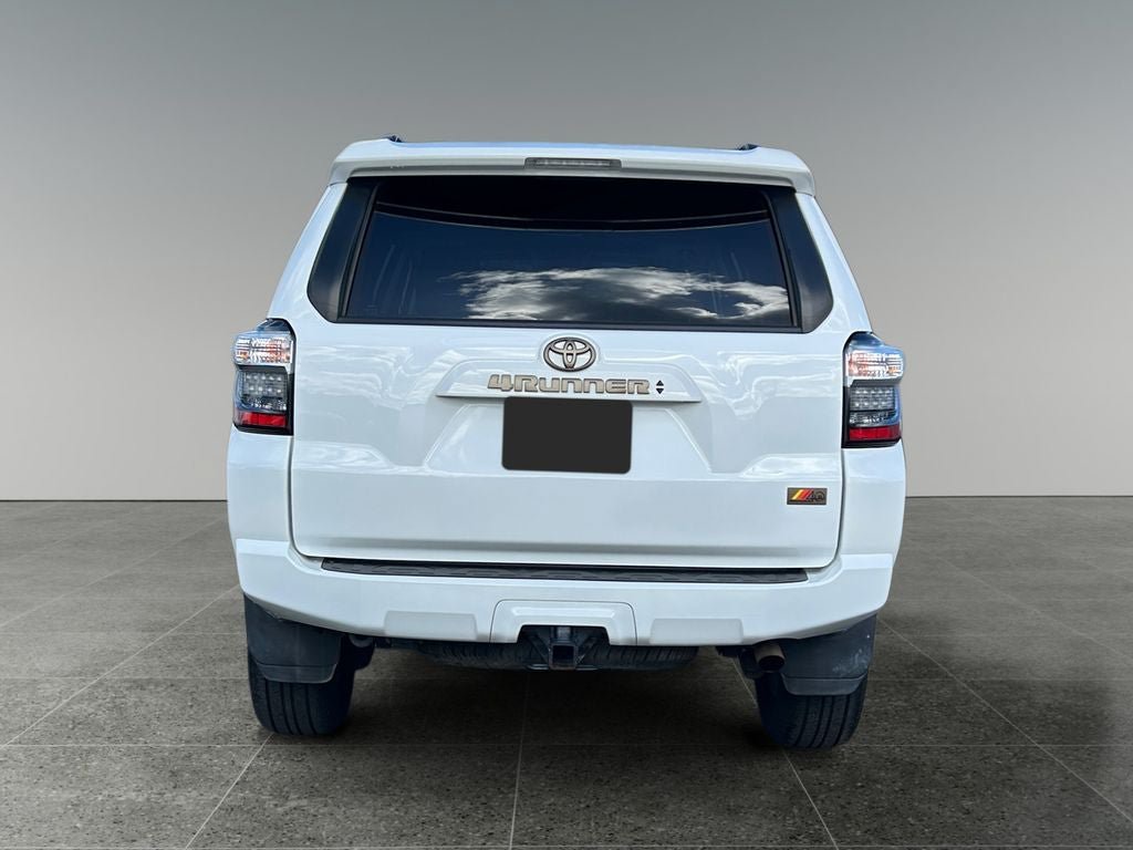 Used 2023 Toyota 4Runner 40th Anniversary SE AWD/4WD image 6