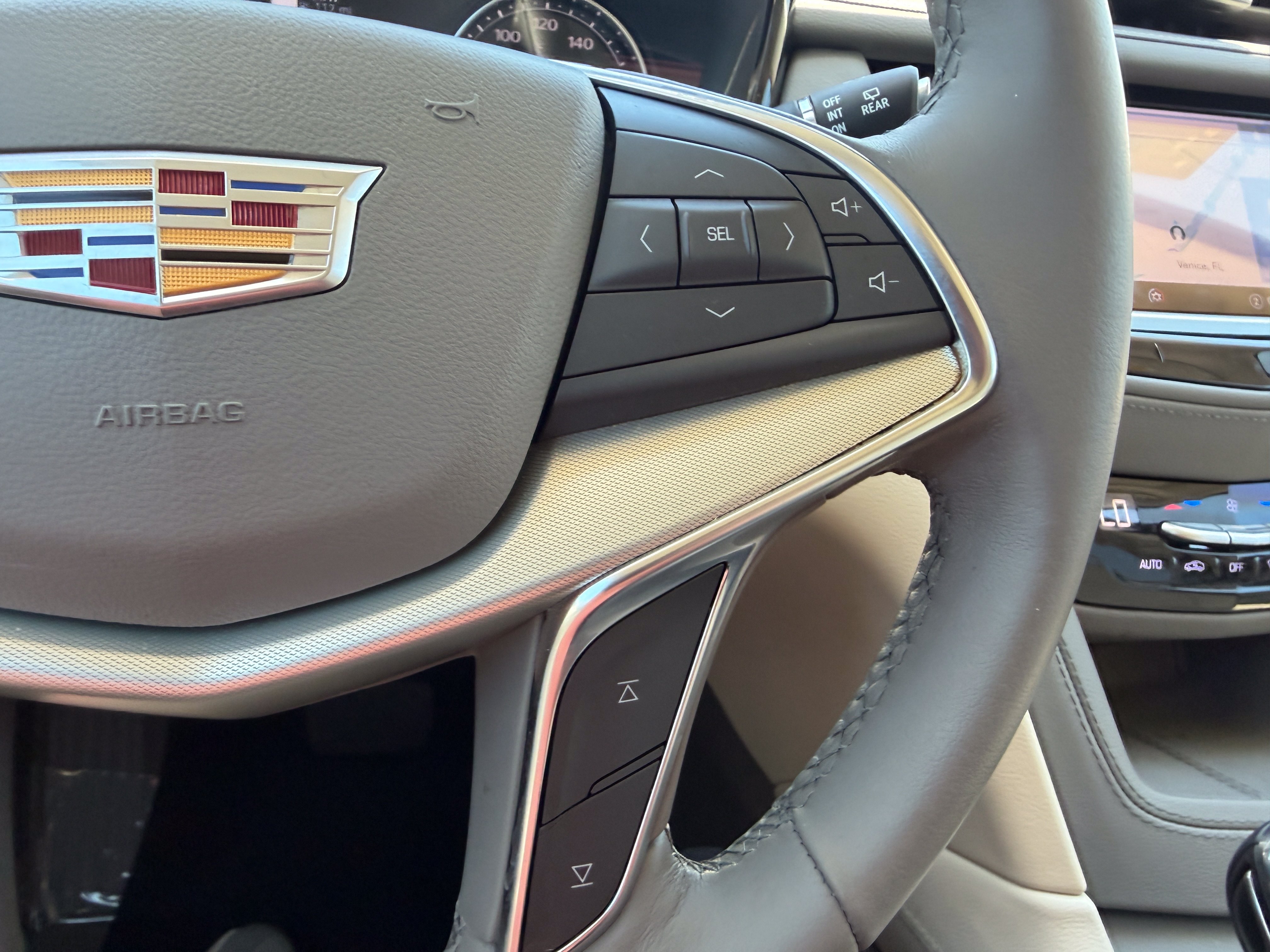 Certified 2023 Cadillac XT5 Premium Luxury FWD image 31