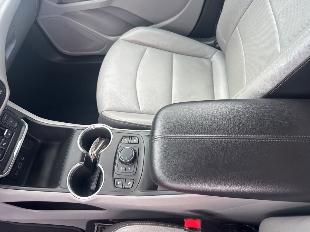 Used 2020 GMC Terrain SLT w/ Preferred Package image 38