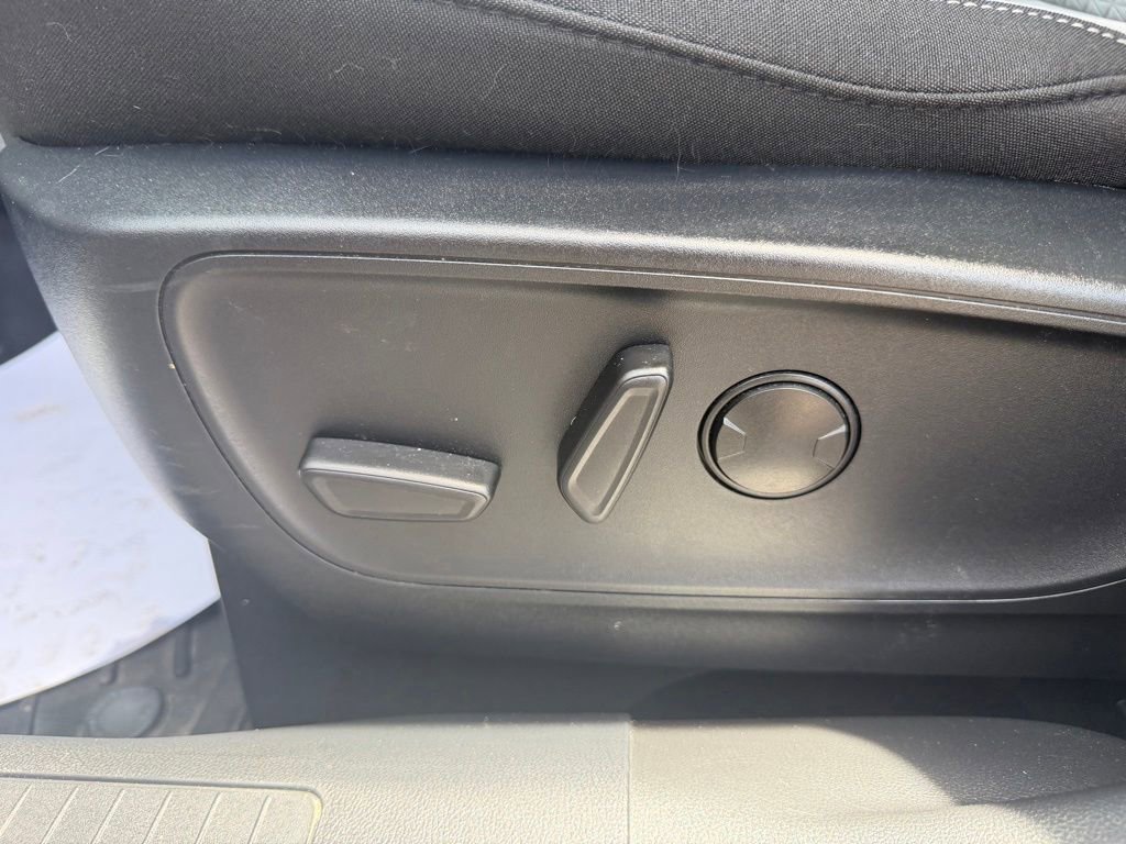 Used 2024 Ford Escape Active AWD/4WD image 19