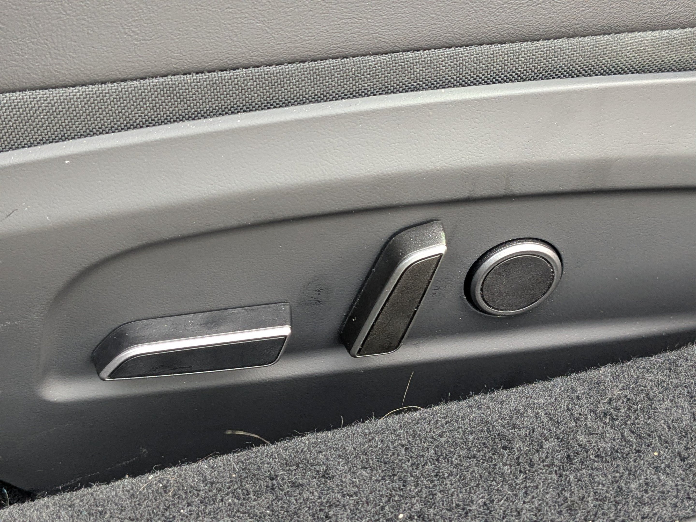 Used 2024 Tesla Model 3 Standard Range RWD image 25