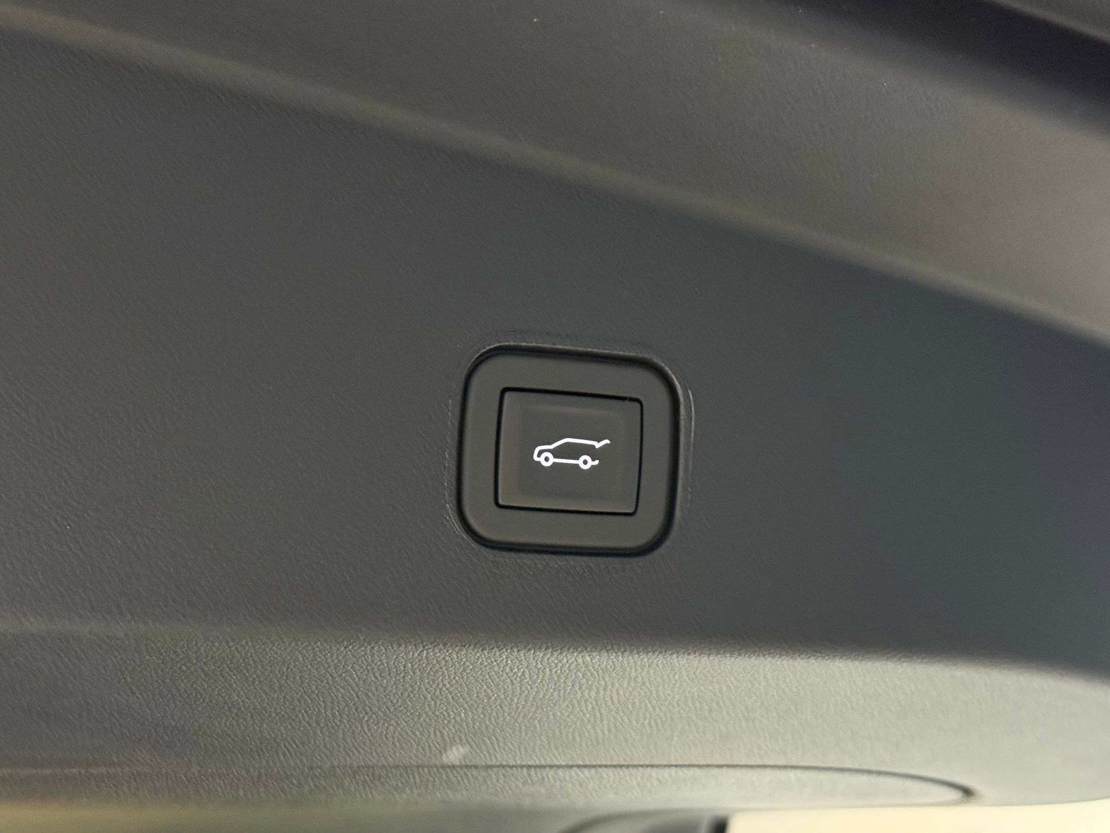 New 2025 Cadillac Lyriq Sport image 48