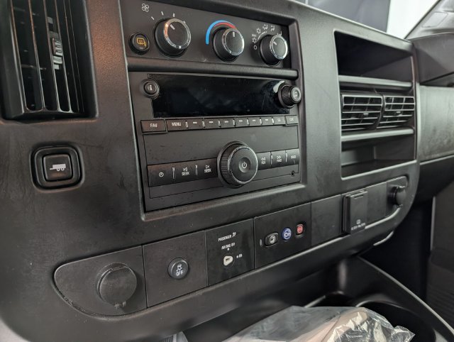Certified 2025 GMC Savana 2500 w/ Driver Convenience Package RWD image 16