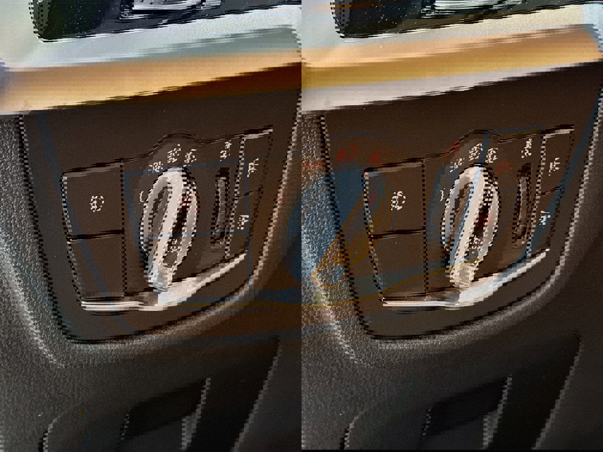 Used 2020 BMW X3 xDrive30i w/ Premium Package image 15