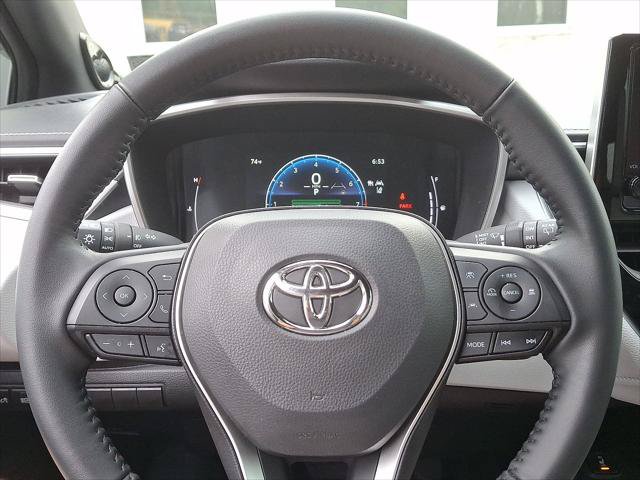 Certified 2025 Toyota Corolla XSE FWD image 18