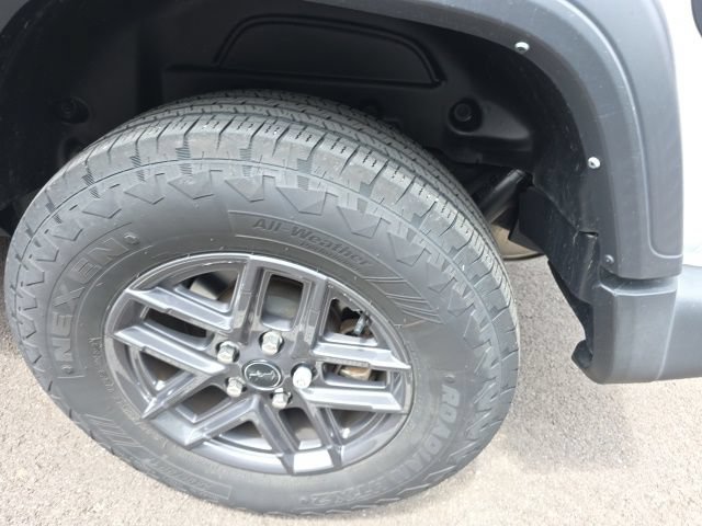 Used 2024 Jeep Wrangler Sport AWD/4WD image 8
