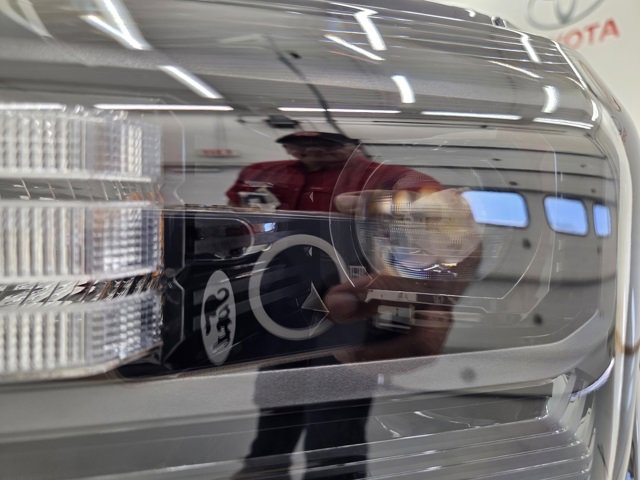 New 2025 Toyota Tacoma TRD Sport image 11