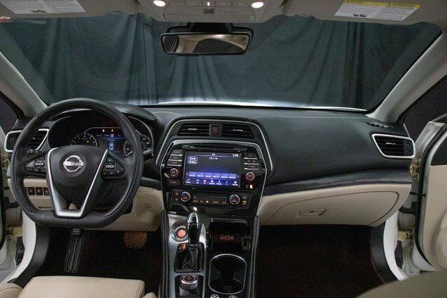 Used 2023 Nissan Maxima Platinum image 21