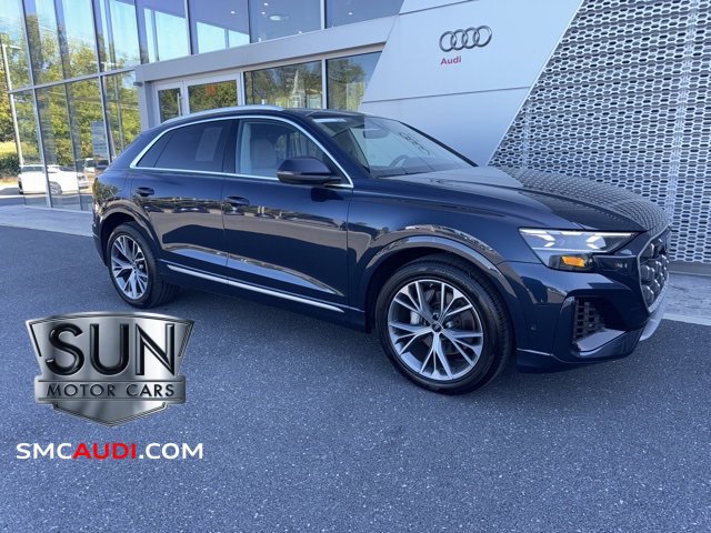 Used 2025 Audi Q8 Prestige image 2