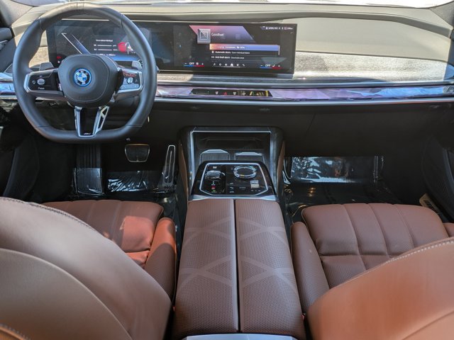 Used 2025 BMW 750e xDrive w/ Executive Package AWD/4WD image 19