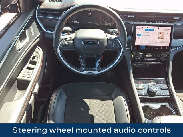 Used 2022 Jeep Grand Cherokee Trailhawk AWD/4WD image 3