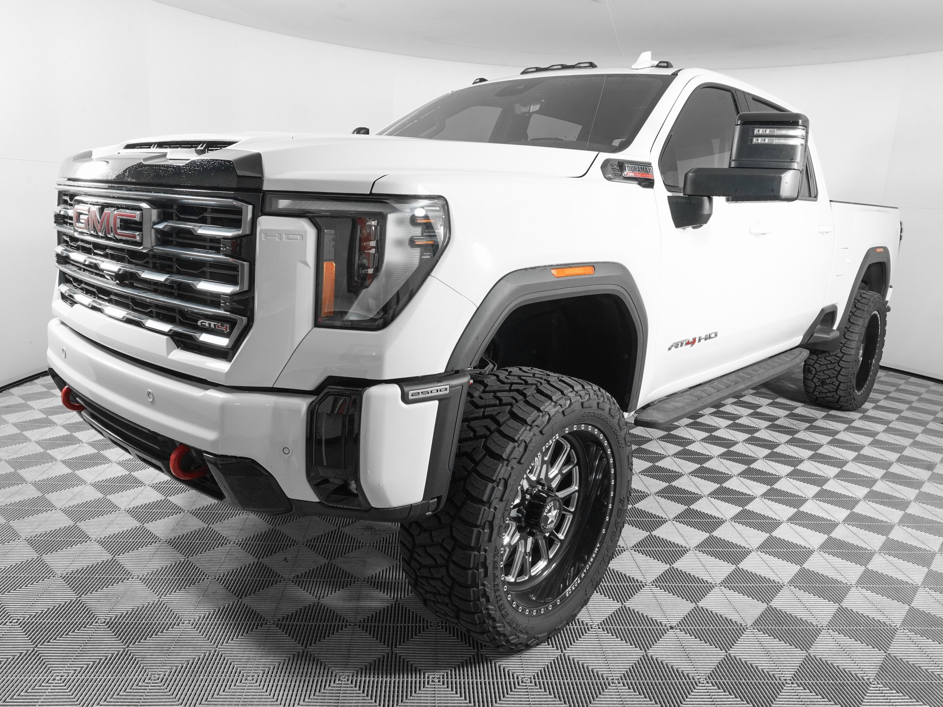 Used 2025 GMC Sierra 2500 AT4 w/ AT4 Premium Plus Package image 10