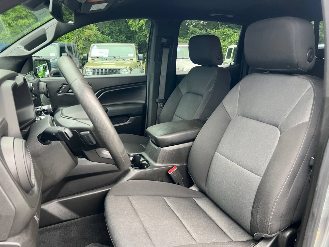 Used 2023 Chevrolet Colorado Trail Boss AWD/4WD image 13