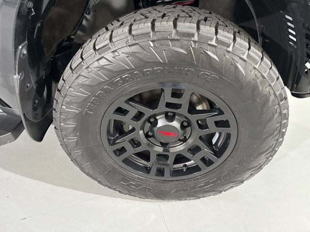 Used 2024 Toyota 4Runner TRD Pro AWD/4WD image 13