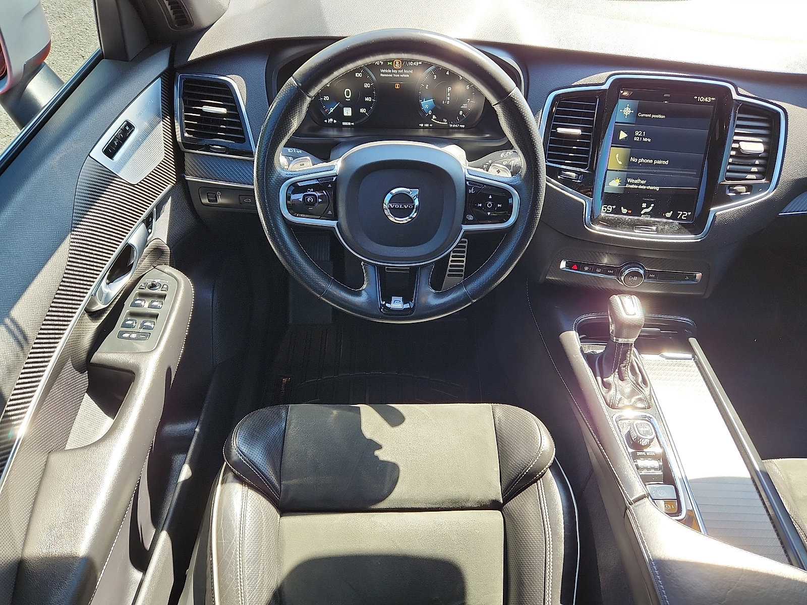 Used 2017 Volvo XC90 T6 R-Design w/ Vision Package AWD/4WD image 12