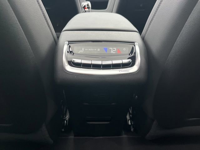 New 2025 Cadillac XT6 Luxury image 40