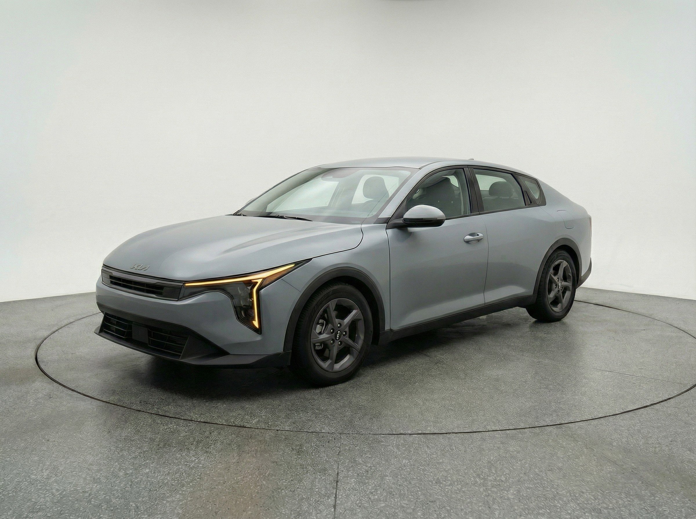 Used 2025 Kia K4 FWD image 3