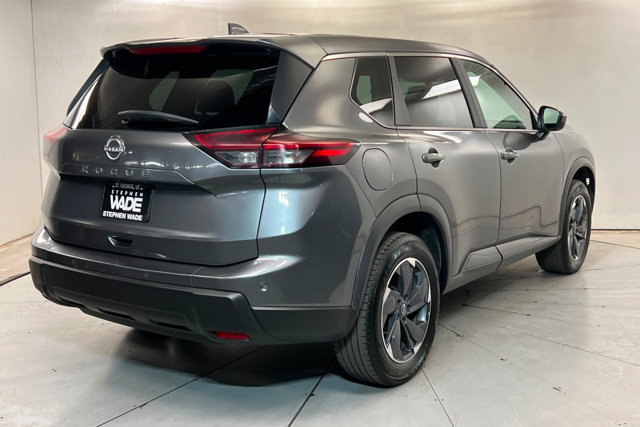 Used 2025 Nissan Rogue SV FWD image 5