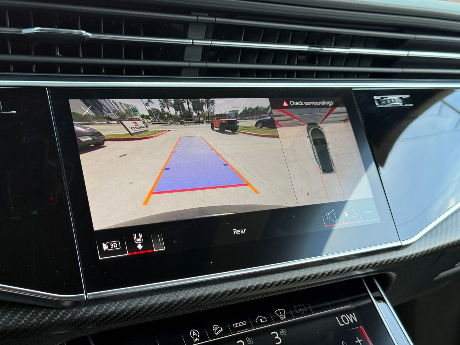 Used 2021 Audi RS Q8 AWD/4WD image 19