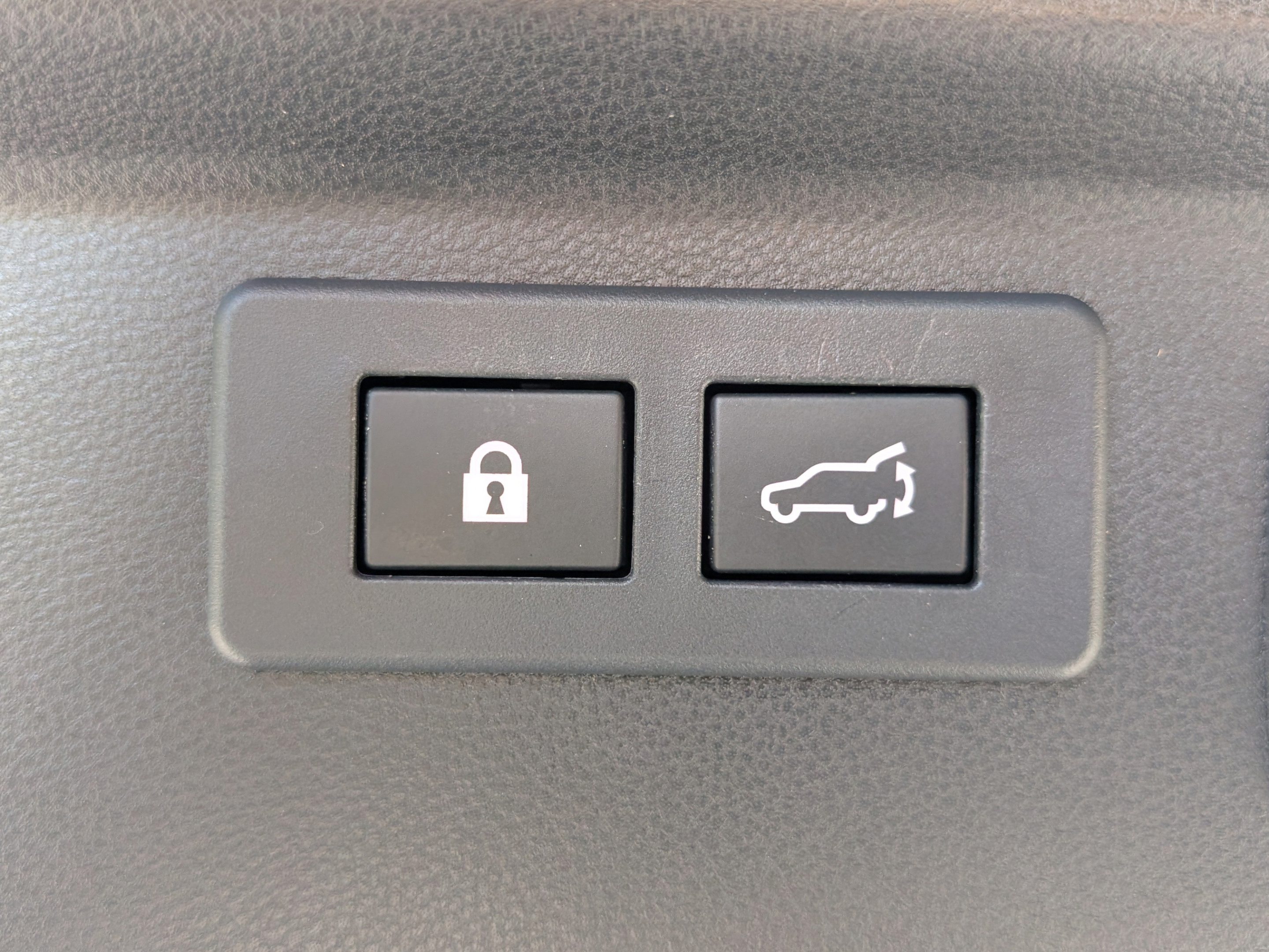 Used 2019 Subaru Forester Limited AWD/4WD image 17