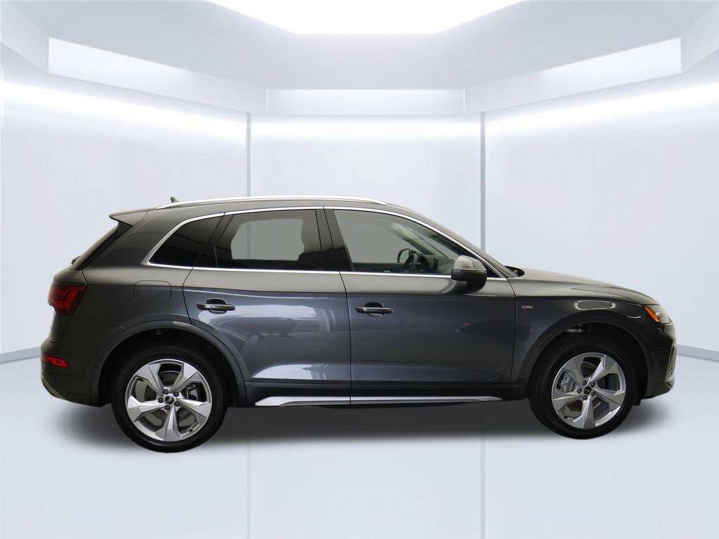 Certified 2023 Audi Q5 2.0T Premium Plus w/ Premium Plus Package AWD/4WD image 12