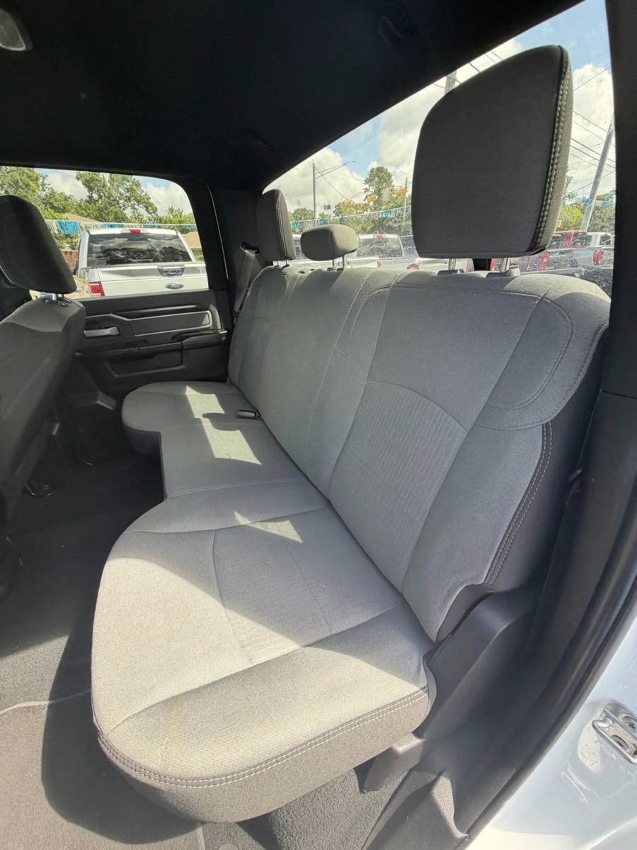 Used 2022 RAM 3500 Big Horn AWD/4WD image 17