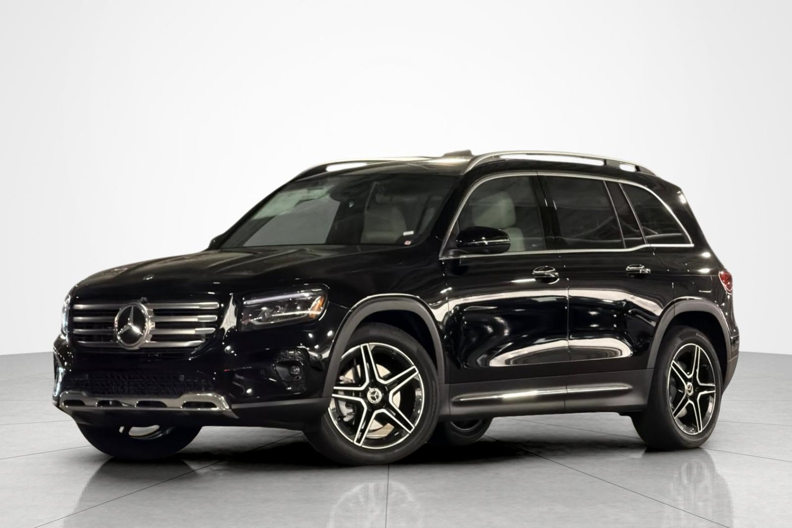 New 2026 Mercedes-Benz GLB 250