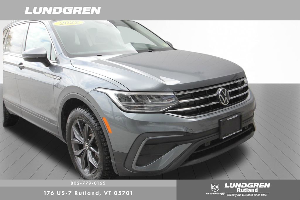 Used 2022 Volkswagen Tiguan SE image 50