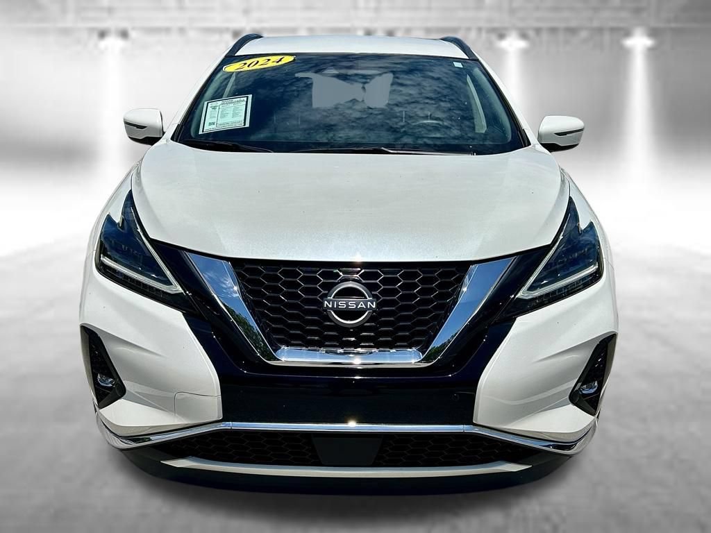 Certified 2024 Nissan Murano SV FWD image 2