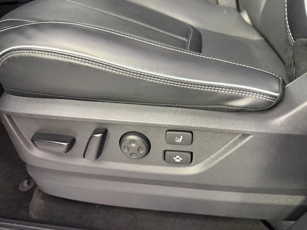 Used 2025 INFINITI QX80 Sensory AWD/4WD image 24