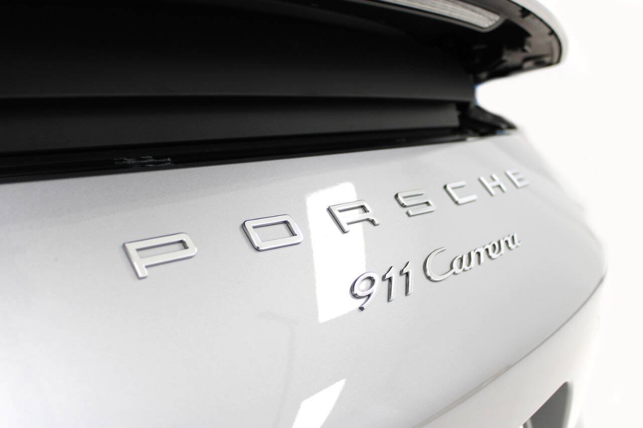 Used 2017 Porsche 911 Carrera image 13